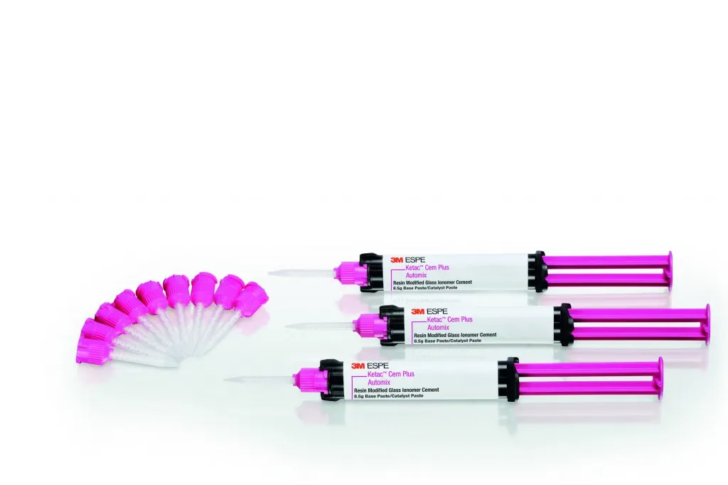 3M™ Ketac™ Cem Plus Automix™ Ciment verre ionomère modifié par adjonction de résine, seringue d'automélange, 3 seringues